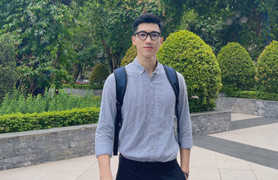 Nam vương trường Đại học Kinh tế Quốc dân: 'Tôi từng sợ đứng trước đám đông'