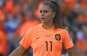 Chân sút Hà Lan đặt mục tiêu thắng Việt Nam và Bồ Đào Nha