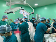 Bệnh viện Từ Dũ cứu sống sản phụ ngưng tim, ngưng thở