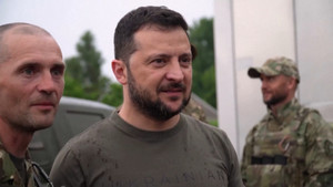 Tổng thống Ukraine thăm các đơn vị tiền tuyến