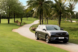 VinFast VF 9 tái định nghĩa 'xe chủ tịch'