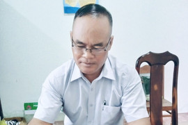 Cán bộ xã 51 tuổi lần đầu tiên đi thi tốt nghiệp THPT