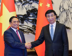 Thủ tướng Phạm Minh Chính hội kiến Chủ tịch Chính hiệp toàn quốc Trung Quốc