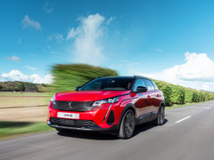 Giảm 50% lệ phí trước bạ, khách hàng được hưởng 'ưu đãi kép' khi mua xe