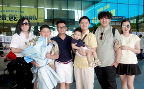 Trizzie Phương Trinh và ba con gặp gỡ gia đình mới của Bằng Kiều