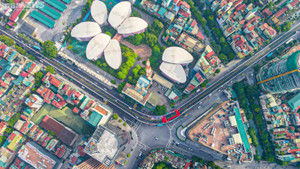 Thông xe cầu vượt chữ C đầu tiên ở Hà Nội