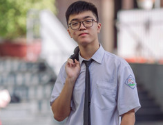 Thủ khoa lớp 10 Hà Nội từng thi trượt học sinh giỏi