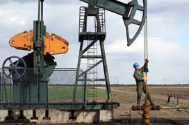 Giá xăng dầu hôm nay 1/7: Tiếp tục đà tăng