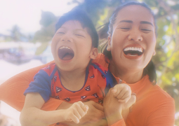 Xúc động với cách Bình 'Cuộc đời vẫn đẹp sao' sử dụng tiền cát-xê đóng phim