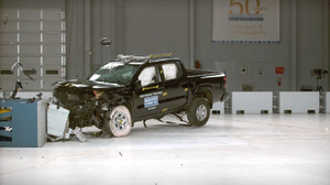 Ford Ranger, Jeep Gladiator bị đánh giá kém an toàn cho người ngồi sau