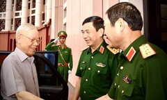 Tổng Bí thư Nguyễn Phú Trọng chủ trì hội nghị Quân ủy Trung ương 6 tháng đầu năm