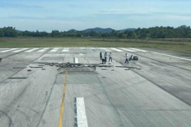 Đường băng sân bay Vinh bị nứt, khách hàng được hỗ trợ thế nào?
