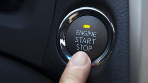 Hậu quả khi xuống xe nhưng quên tắt động cơ