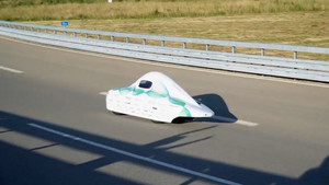 Ngắm xe hydro chạy gần 2.500 km không cần tiếp nhiên liệu