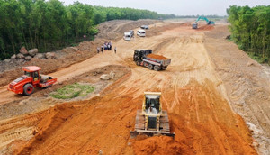 Cao tốc Bắc - Nam qua nhiều địa phương đang bị 'nghẽn' mặt bằng