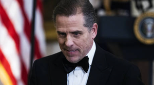 Nghị sĩ Mỹ yêu cầu Nhà Trắng kiểm tra ma túy đối với Hunter Biden