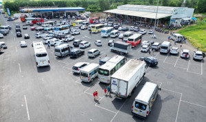 250 km cao tốc mới có 1 trạm dừng, khách xếp hàng dài chờ đi vệ sinh