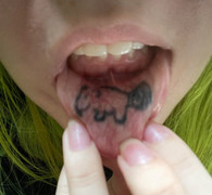 Những hình xăm kỳ quặc và ngớ ngẩn đến buồn cười