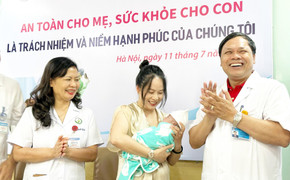 Nuôi sống bé trai chào đời chỉ nặng 600g, mắc bệnh hiểm nghèo
