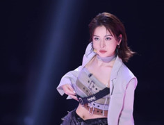 Đứng top 1 'Đạp gió 2023', Chi Pu được săn đón ở show mới của Trung Quốc