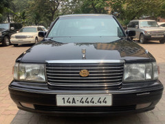 Đại gia Hà Nội chi hơn 1 tỷ đồng mua Toyota Crown 25 năm tuổi, biển lục quý 4