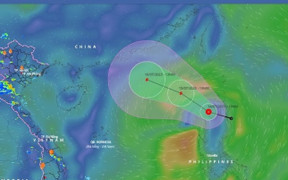 Hai kịch bản của áp thấp nhiệt đới gần Biển Đông