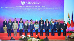 Tránh các hành động có thể làm xói mòn lòng tin ở Biển Đông
