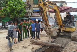 Hải Phòng: Phát hiện khẩu súng thần công thời nhà Nguyễn 