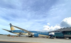 Vietnam Airlines lần đầu khai thác 'siêu máy bay thân rộng' Boeing 787 đến Huế