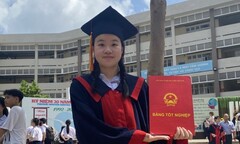 Nữ thủ khoa khối A toàn quốc mê đọc truyện trinh thám