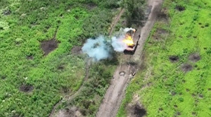 Ukraine bắn cháy xe tăng Nga gần Bakhmut