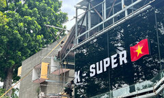Showroom K-Super của 'trùm siêu xe' Phan Công Khanh bị dỡ bỏ