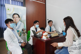 Bác sĩ Đăng Khoa đẩy mạnh hợp tác với các bác sĩ chuyên khoa trong làm đẹp