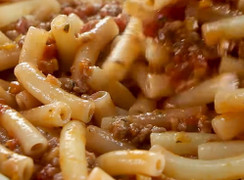 Tiếp viên hàng không tiết lộ 4 thứ họ không dám ăn trên máy bay