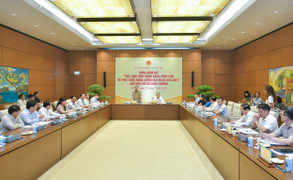 Đoàn Giám sát của Quốc hội làm việc với Bộ Công Thương về ngành năng lượng