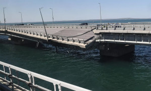 Tổng thống Zelensky: Ukraine coi cầu Crimea là mục tiêu quân sự