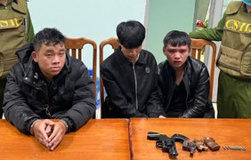 Bắt nhóm thanh niên ở Gia Lai mang súng đi giải quyết mâu thuẫn