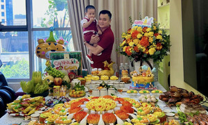 Sao Việt 24/7: Tự Long làm tiệc thôi nôi cho con trai, Thanh Thanh Hiền hạnh phúc bên con gái