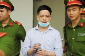 Vụ án chuyến bay giải cứu: Bản án nào đợi cựu Thư ký Thứ trưởng Bộ Y tế?