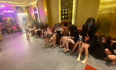 Phát hiện loạt quán karaoke hoạt động không phép tại TP.HCM