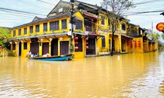 Hội An lắp camera thông minh, giúp cảnh báo lũ lụt trong phố cổ
