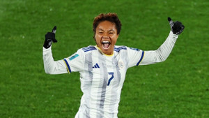 Người hùng đội Philippines sợ VAR tước bàn thắng lịch sử ở World Cup nữ 2023