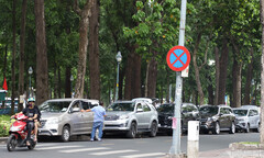 TP.HCM thu phí sử dụng lòng đường, vỉa hè từ ngày 1/9