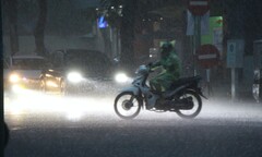 Dự báo thời tiết TP.HCM hôm nay 27/7: Sáng nhiều mây, chiều tối mưa to