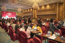 Những nỗ lực 'phá băng' thị trường bất động sản