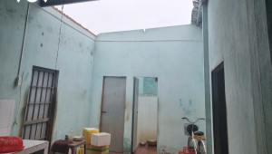 Lốc xoáy làm nhiều căn nhà ở Bà Rịa - Vũng Tàu tốc mái
