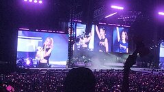 SVĐ Mỹ Đình 'bùng nổ' khi BLACKPINK thừa nhận thích bánh mỳ và phở