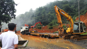 Khẩn trương tìm kiếm 3 CSGT và 1 người dân bị vùi lấp trên đèo Bảo Lộc