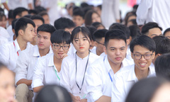 Giáo dục tuần qua: Trường dự chi quỹ nửa tỷ, 28 học sinh ngộ độc ngày Trung thu