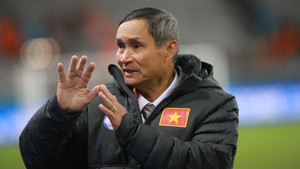 HLV Mai Đức Chung: Tuyển nữ Việt Nam có mặt ở World Cup là cố gắng rồi